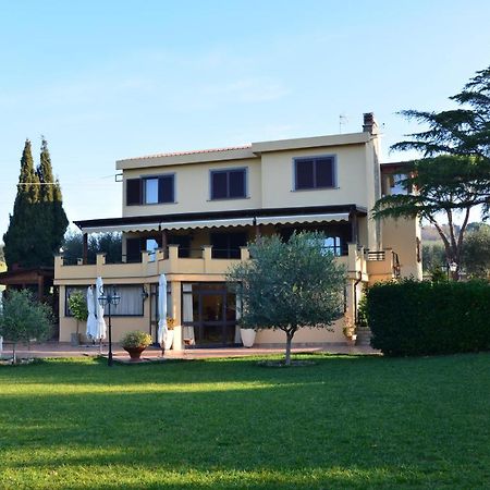 Bed And Breakfast La Corte Degli Ulivi Civitavecchia Εξωτερικό φωτογραφία