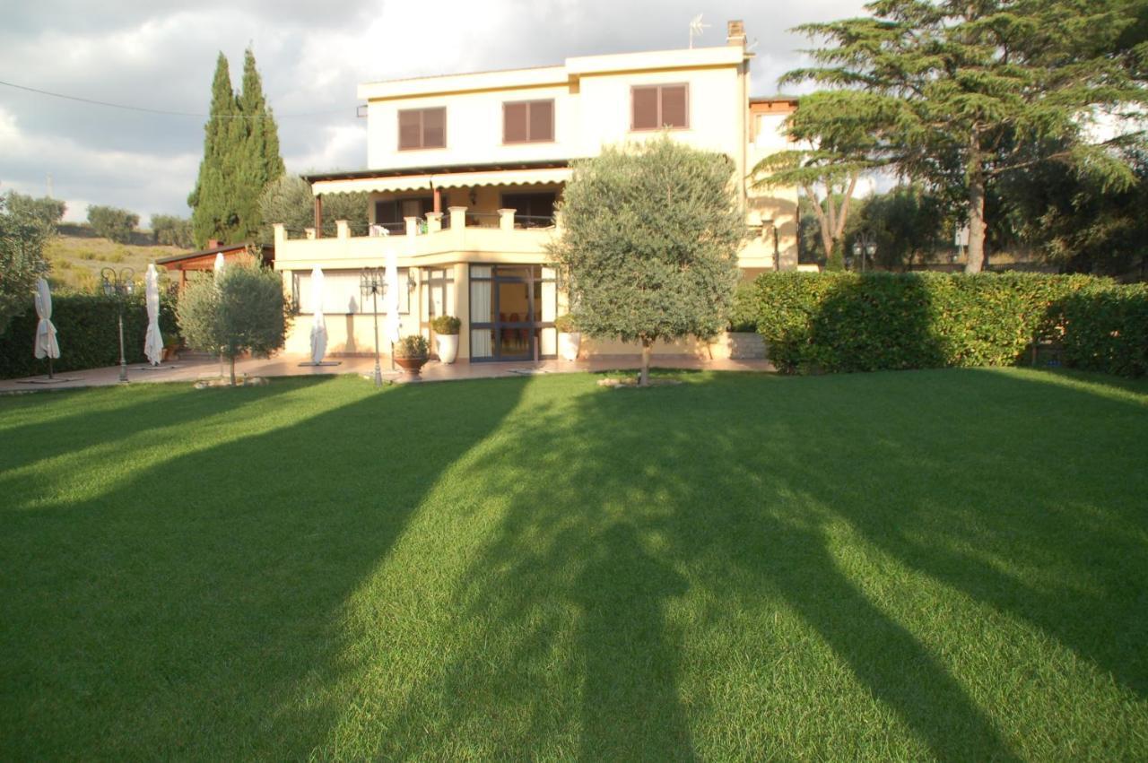 Bed And Breakfast La Corte Degli Ulivi Civitavecchia Εξωτερικό φωτογραφία